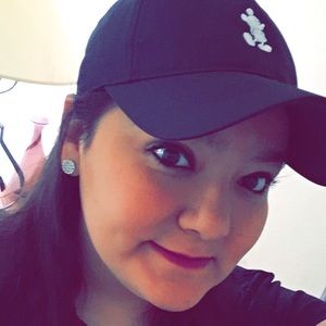 Meet your Posher, Veronica